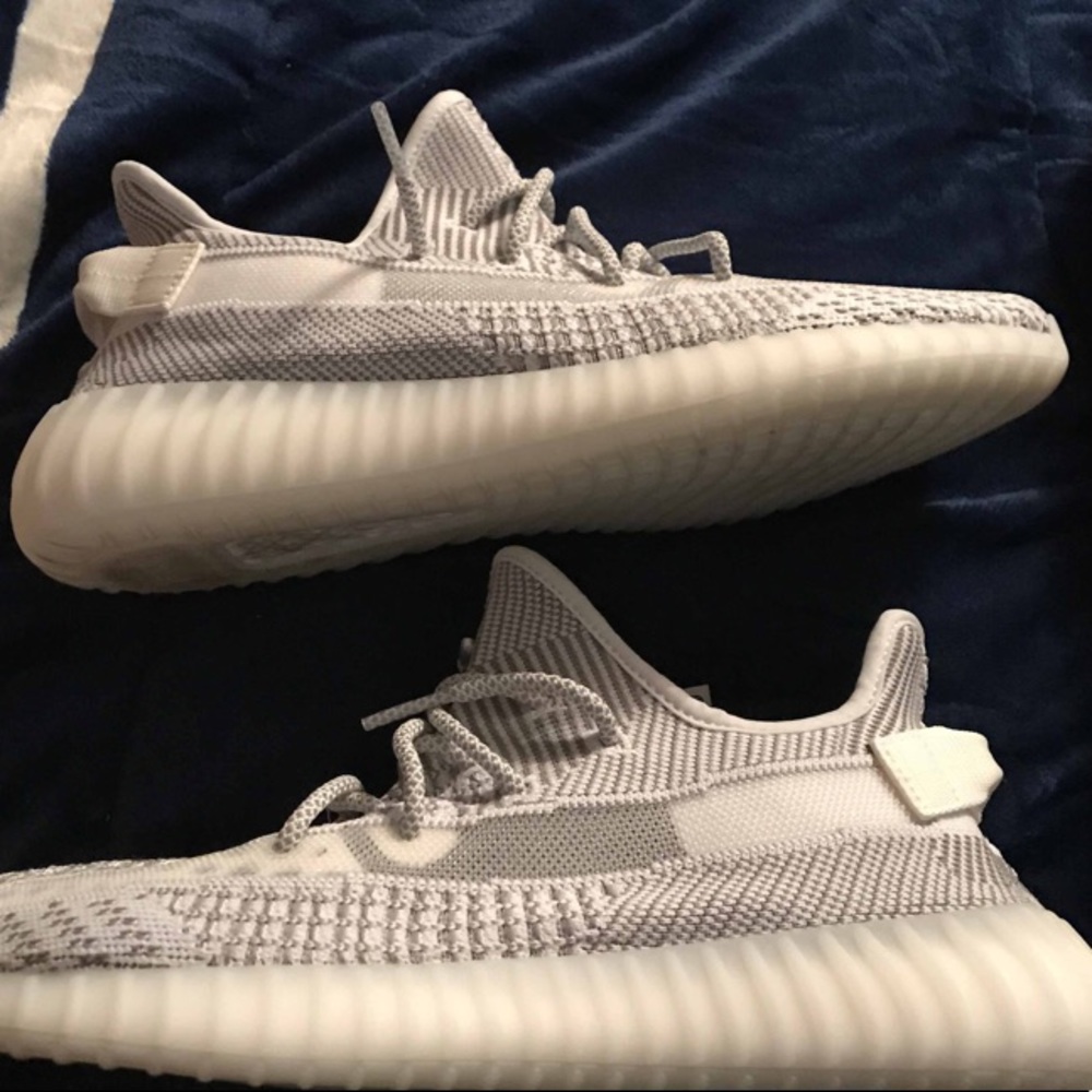 Yeezy static’s